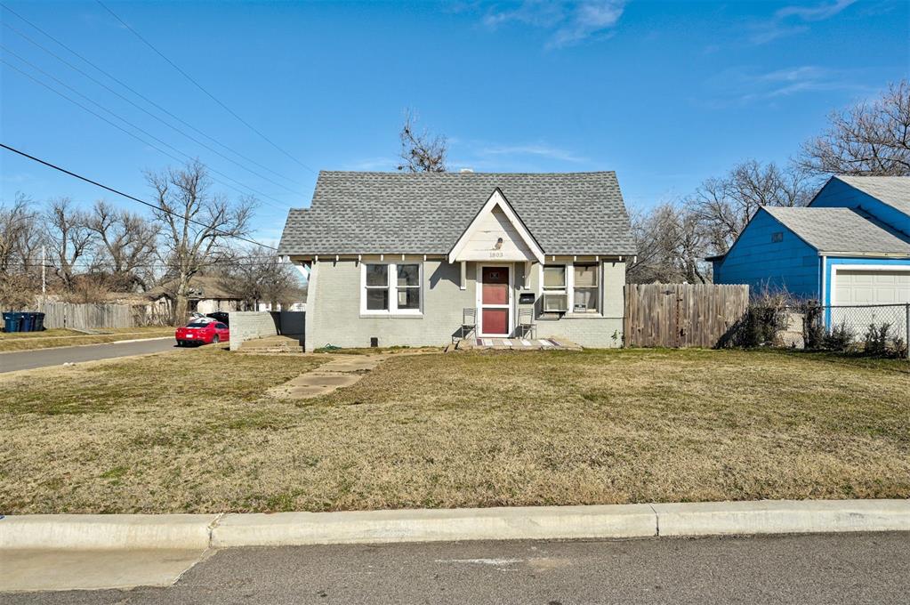 1801 E Madison Street Property Photo 17