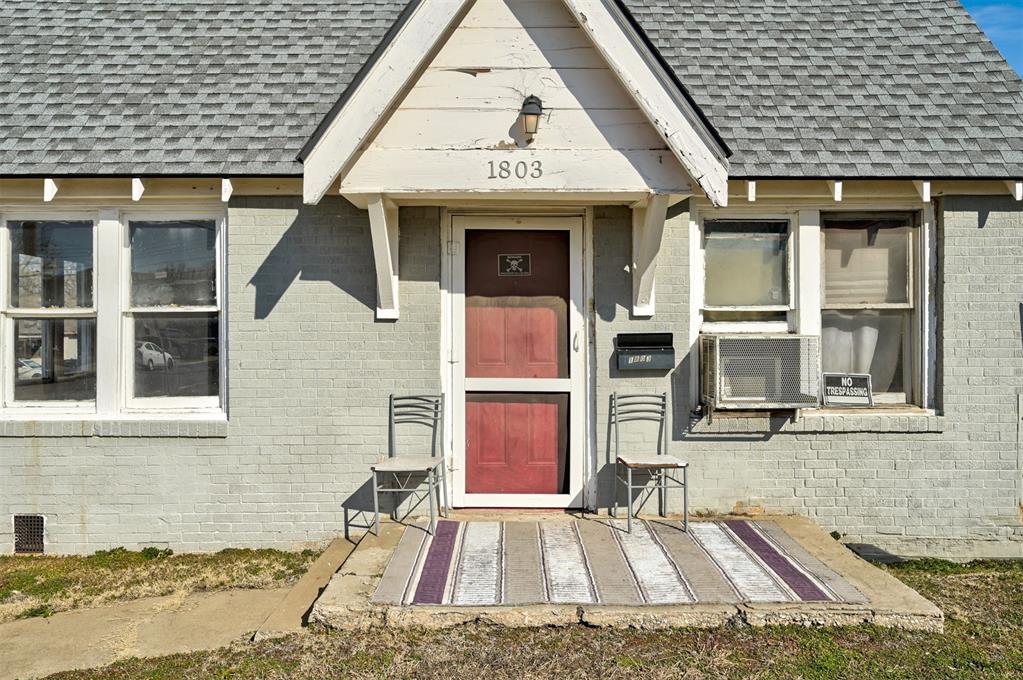 1801 E Madison Street Property Photo 19