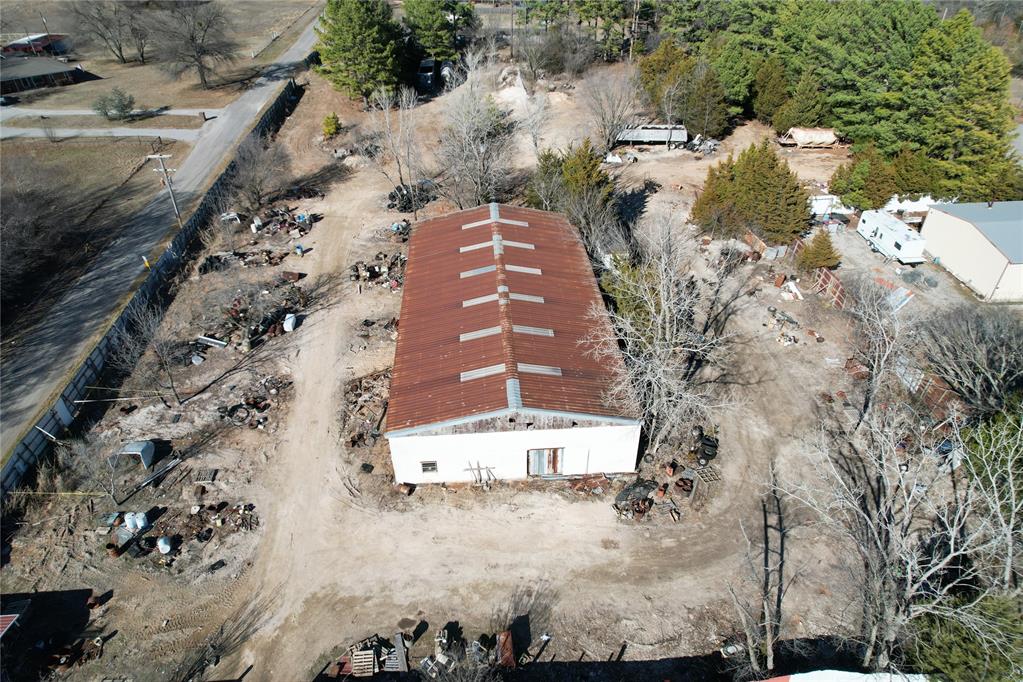 W Walnut Street Property Photo 15