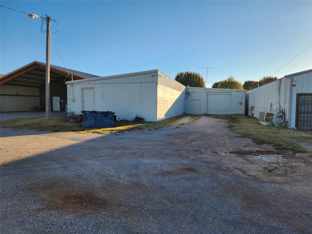 211 N. Main Street Property Photo 20