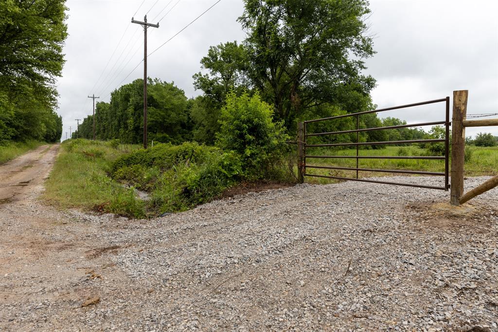 01 N 3800 Road Property Photo 3