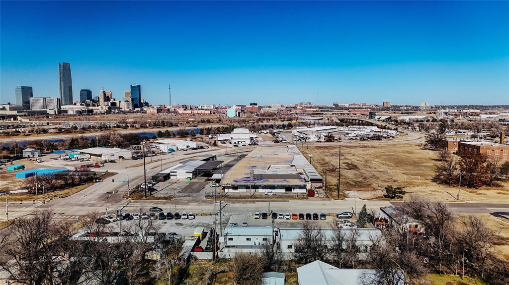 1520 S Central Avenue Property Photo 11