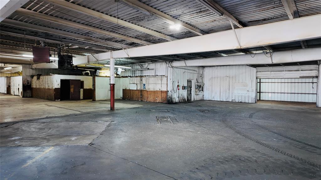 1520 S Central Avenue Property Photo 28
