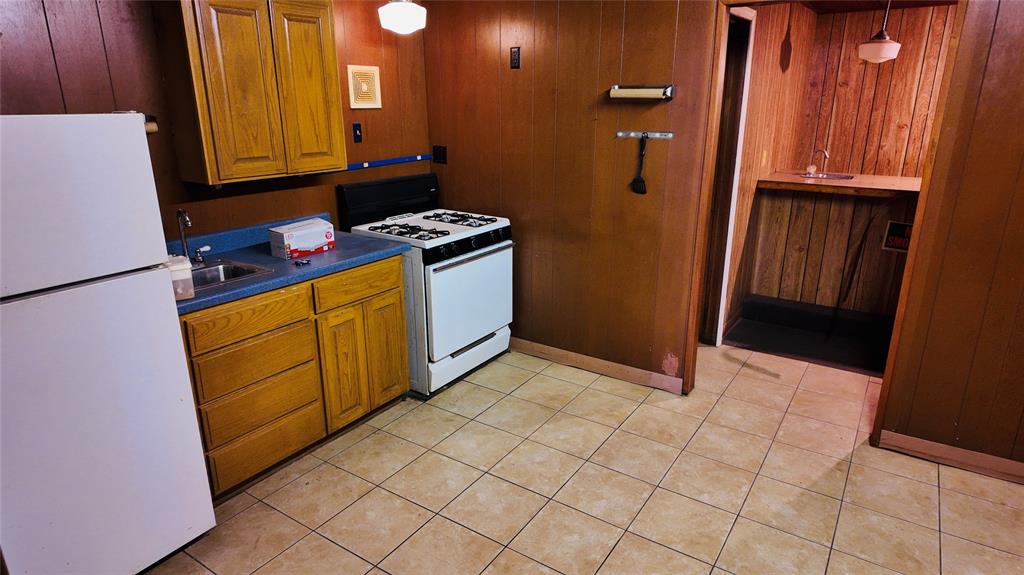 1520 S Central Avenue Property Photo 40