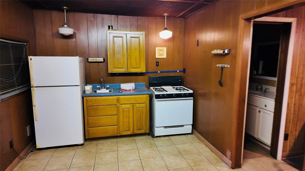 1520 S Central Avenue Property Photo 42
