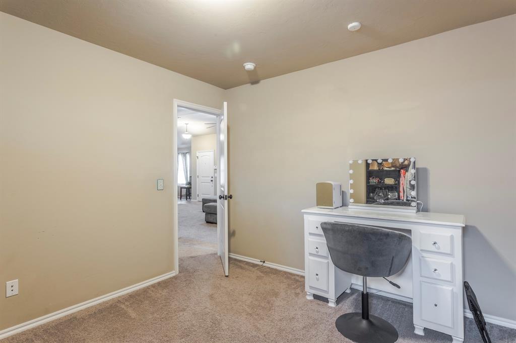 9025 Sw 46th Street Property Photo 17