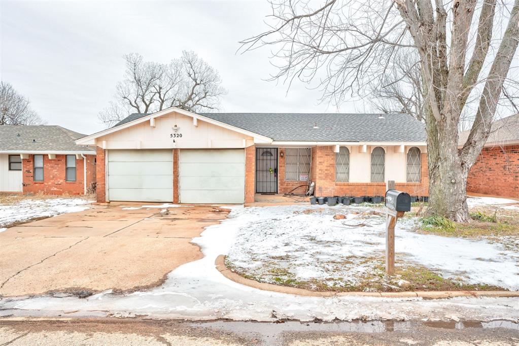 5320 S Huddleston Drive Property Photo