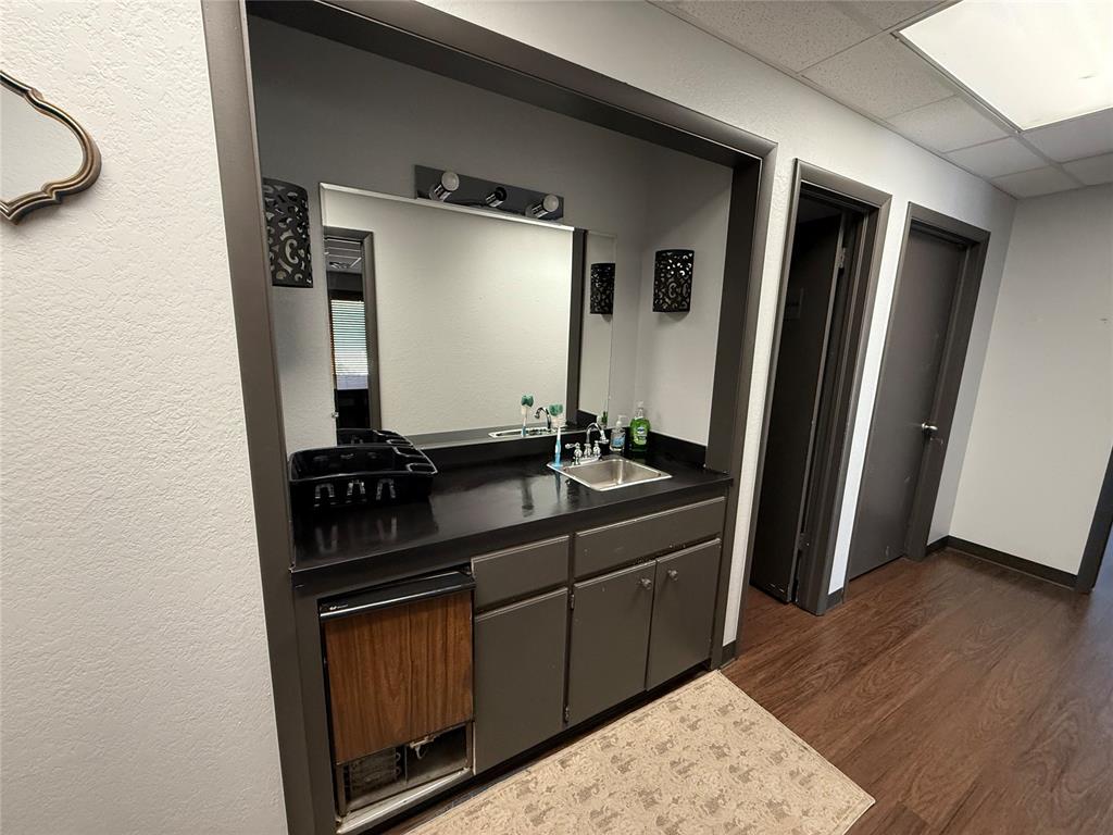 1145 W I 240 Service Road F Property Photo 15