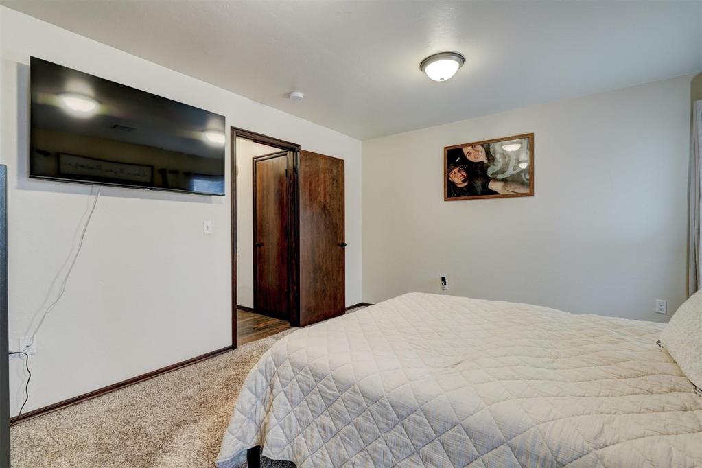 211 S 15th Street Property Photo 39