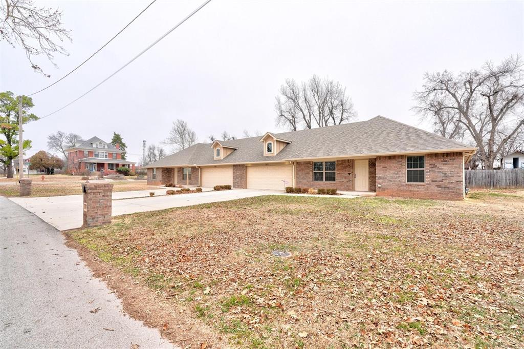 211 S 15th Street Property Photo 45