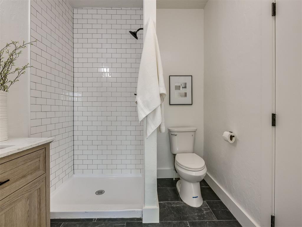 1200 Nw 39th Street Property Photo 31