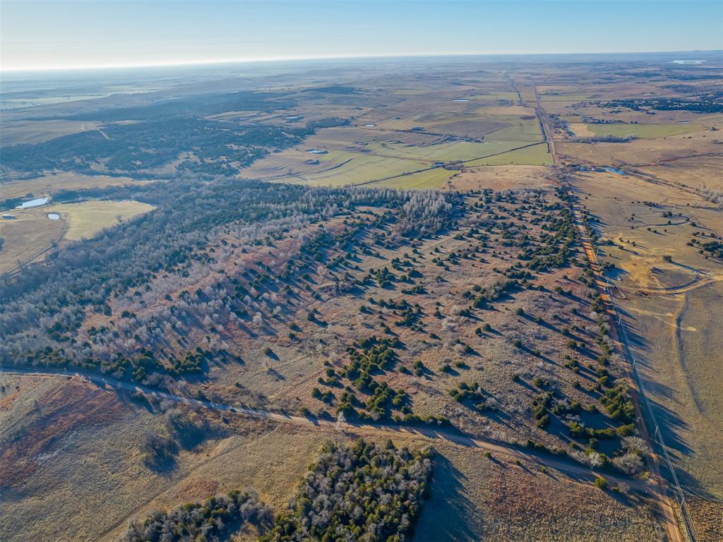2750 N N2750 Road Property Photo 4