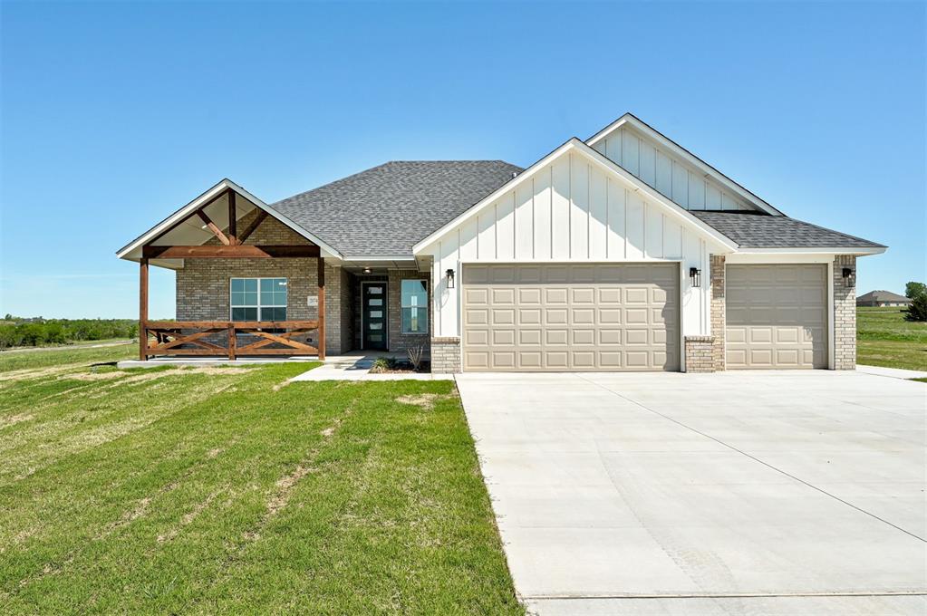 2074 Kaylee Road Property Photo 1