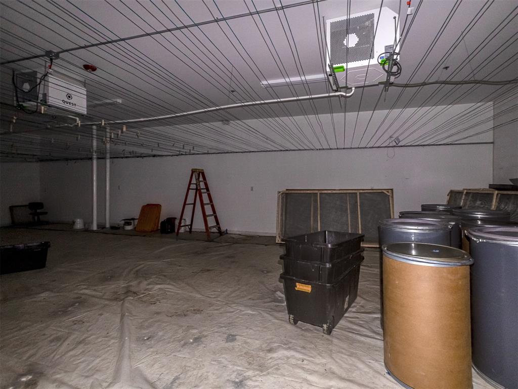 301 S D Avenue Property Photo 12