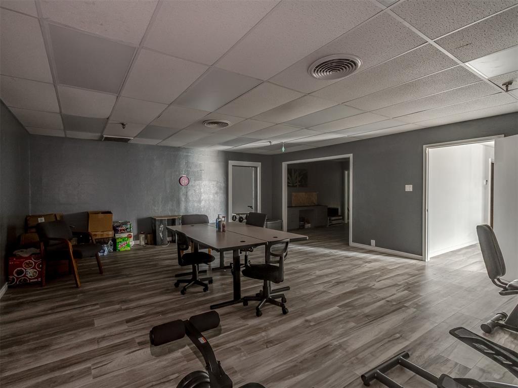 301 S D Avenue Property Photo 15