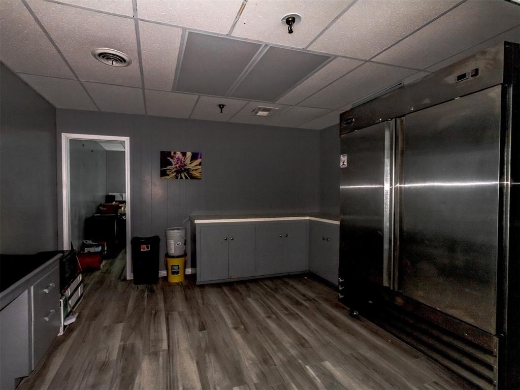 301 S D Avenue Property Photo 16