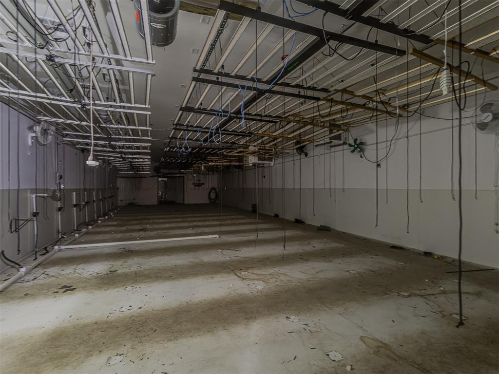 301 S D Avenue Property Photo 22