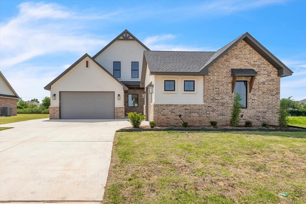 3305 Sugar Maple Way Property Photo 1