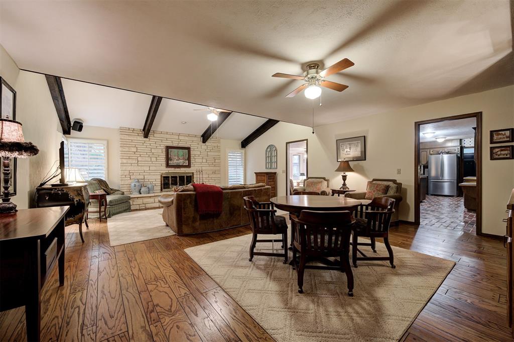 6016 Kingsbridge Drive Property Photo