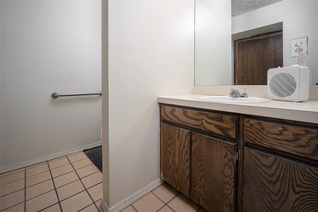 824 Se 29th Street Property Photo 8