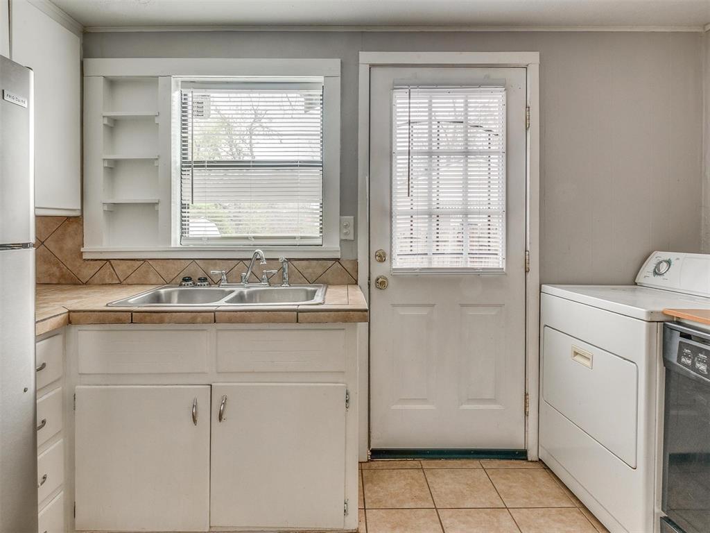 1817 Nw 32nd Street Property Photo 12