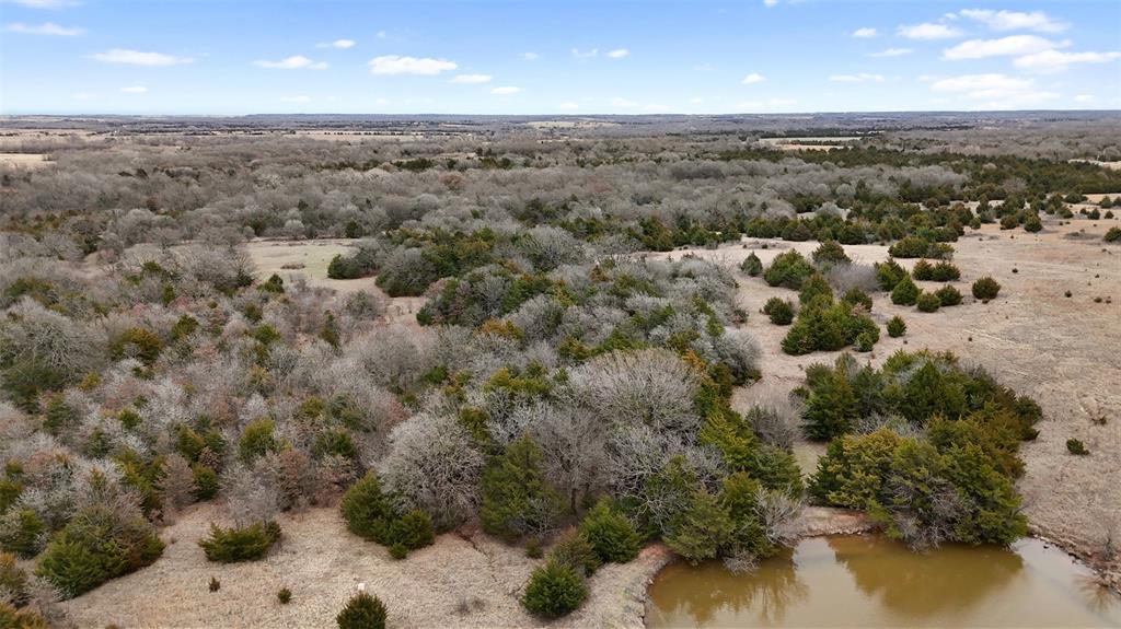 80 Ac Mol 32-16-5 W/2 Se/4 16-5-32-400-004. Road Property Photo 7