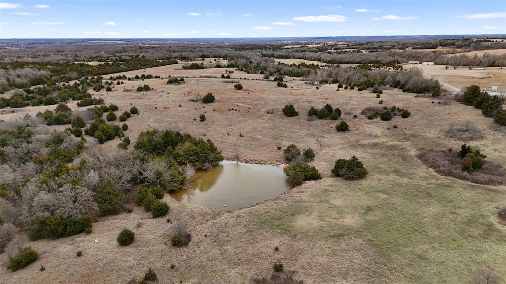 80 Ac Mol 32-16-5 W/2 Se/4 16-5-32-400-004. Road Property Photo 8