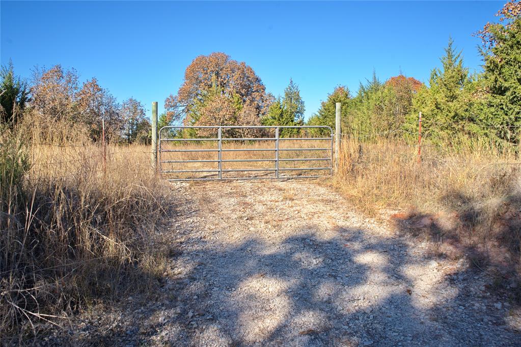 E 980 Road Property Photo 12