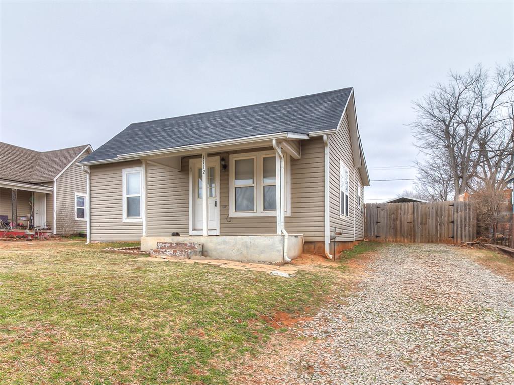 1712 W Logan Avenue Property Photo