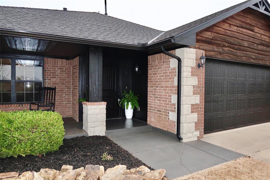 1004 Aspen Creek Terrace Property Photo