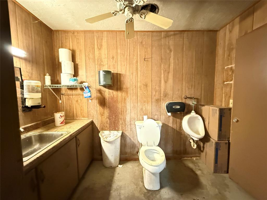 12525 Old Hwy 99 Highway Property Photo 41