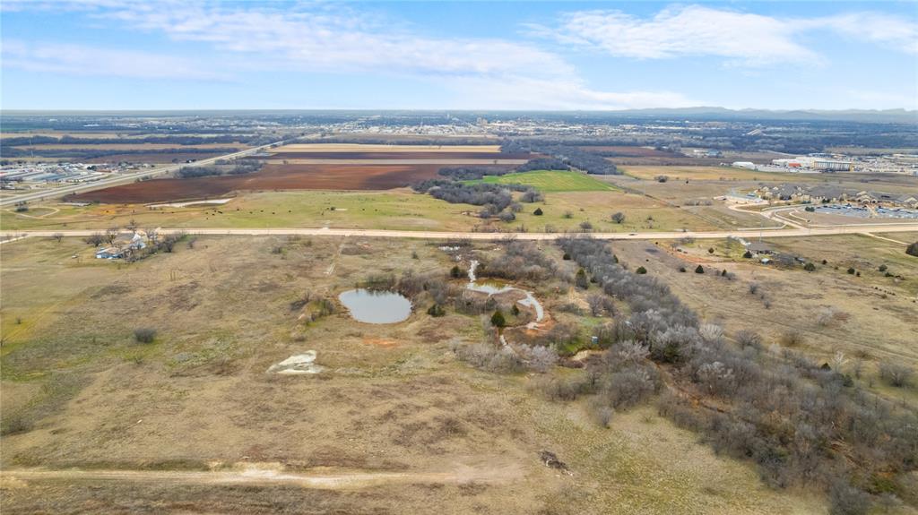 Se Flower Mound Road Property Photo 12