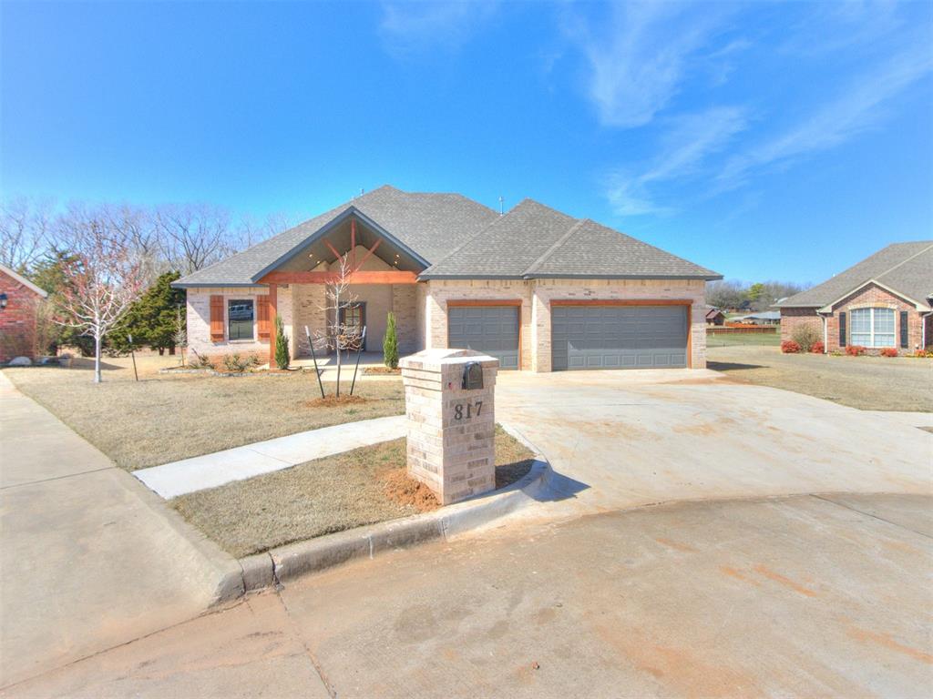 817 Carrie Court Property Photo