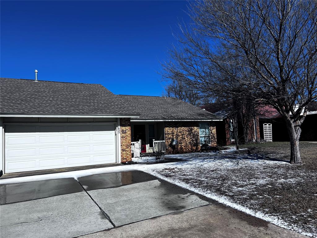 6637 Laurel Road Property Photo