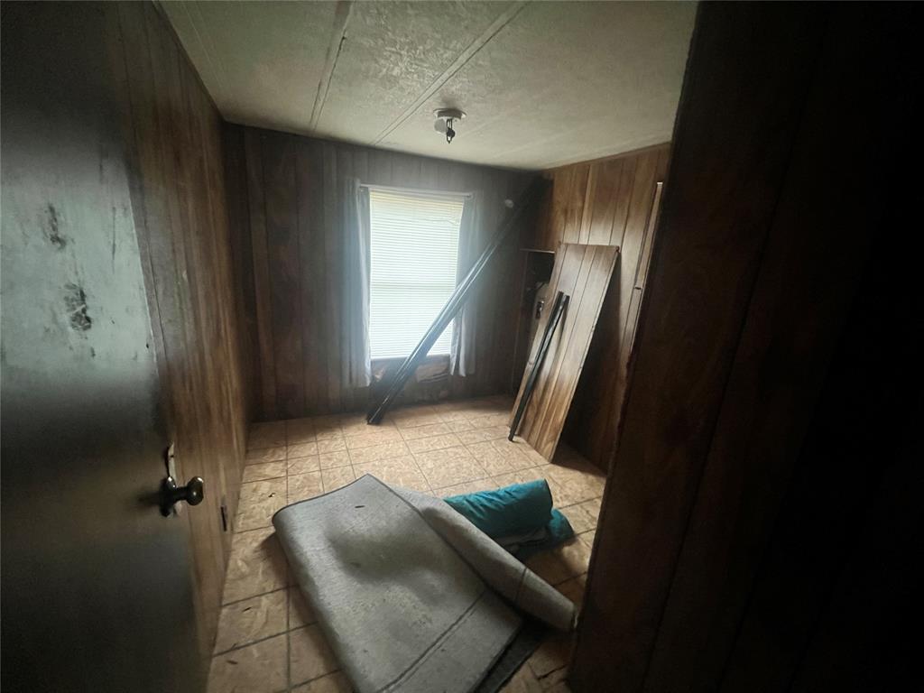 1060 Road Property Photo 31