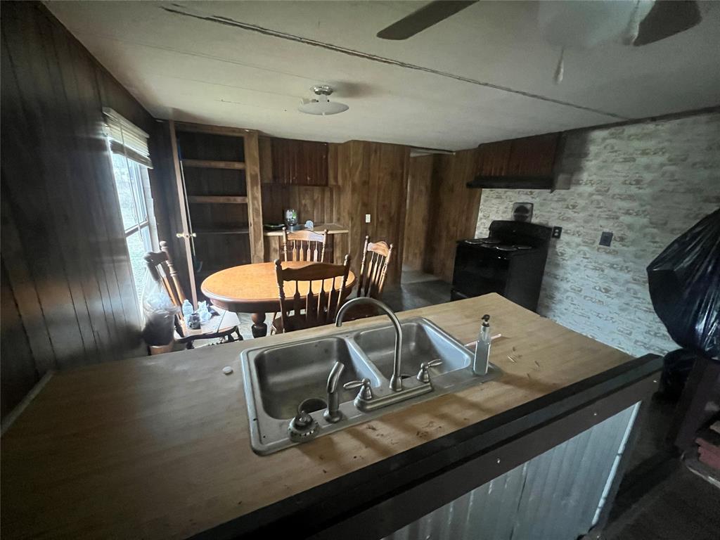 1060 Road Property Photo 33