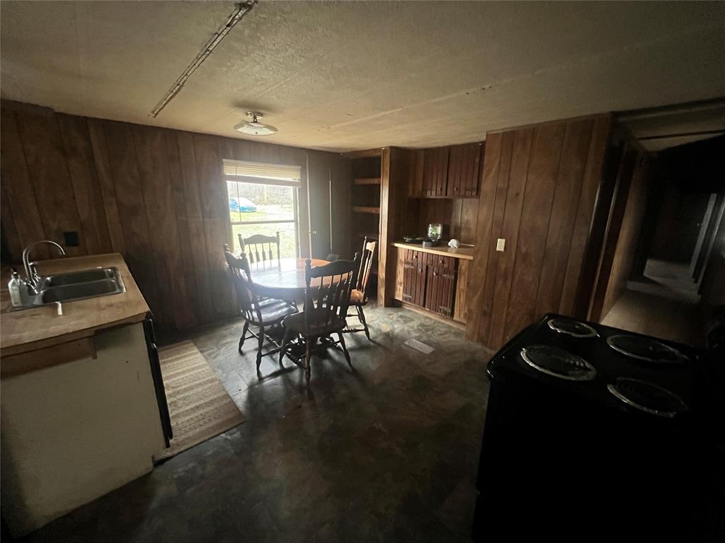 1060 Road Property Photo 34
