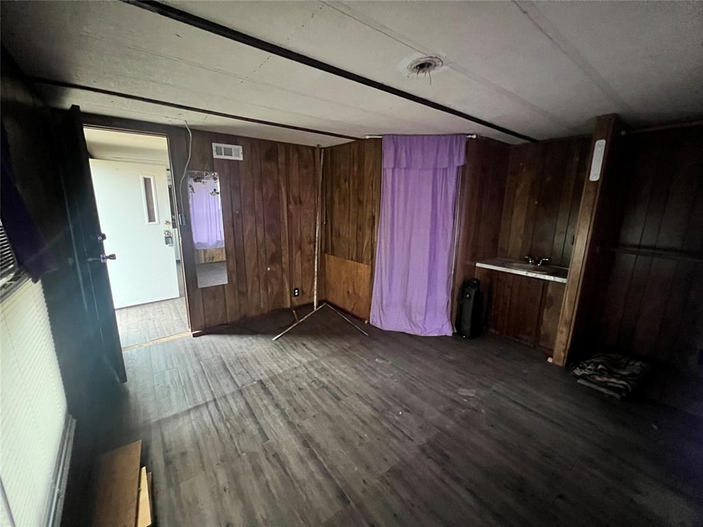 1060 Road Property Photo 37