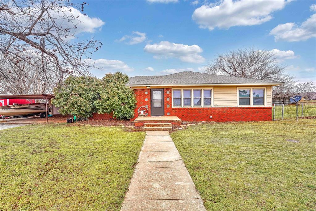 900 W 4th Street Property Photo