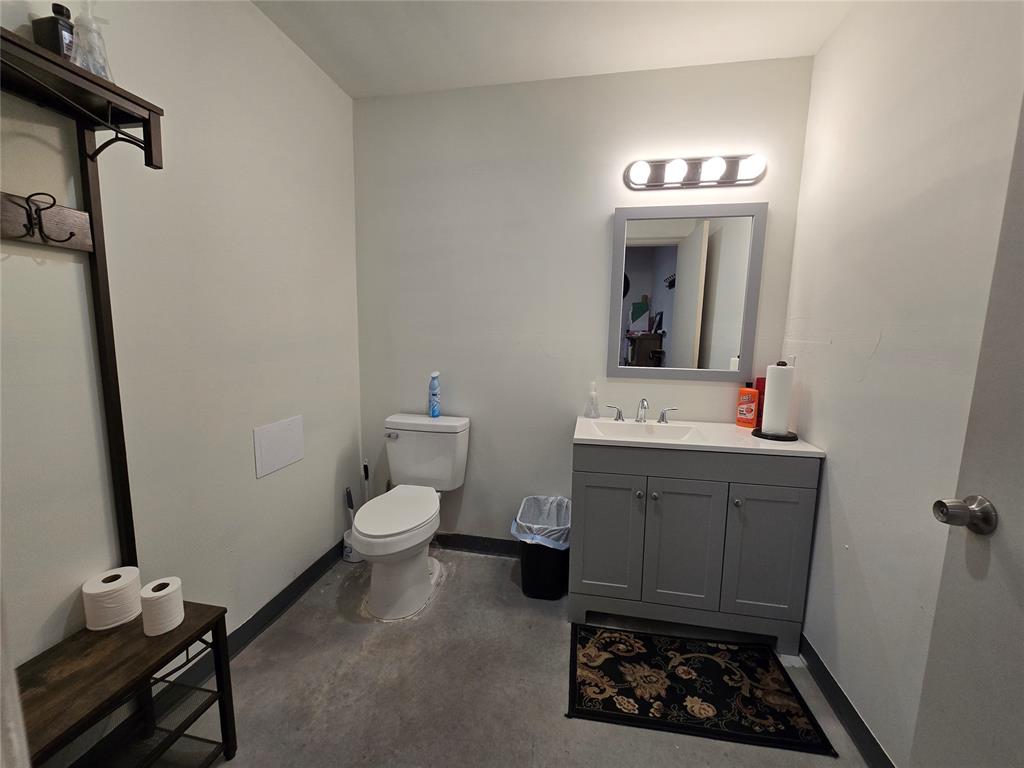 308 W State Highway 152 212 Property Photo 10