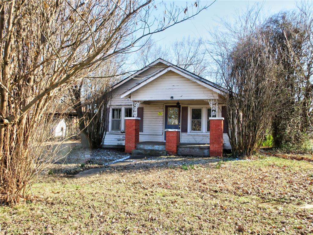 212 E Main Street Property Photo