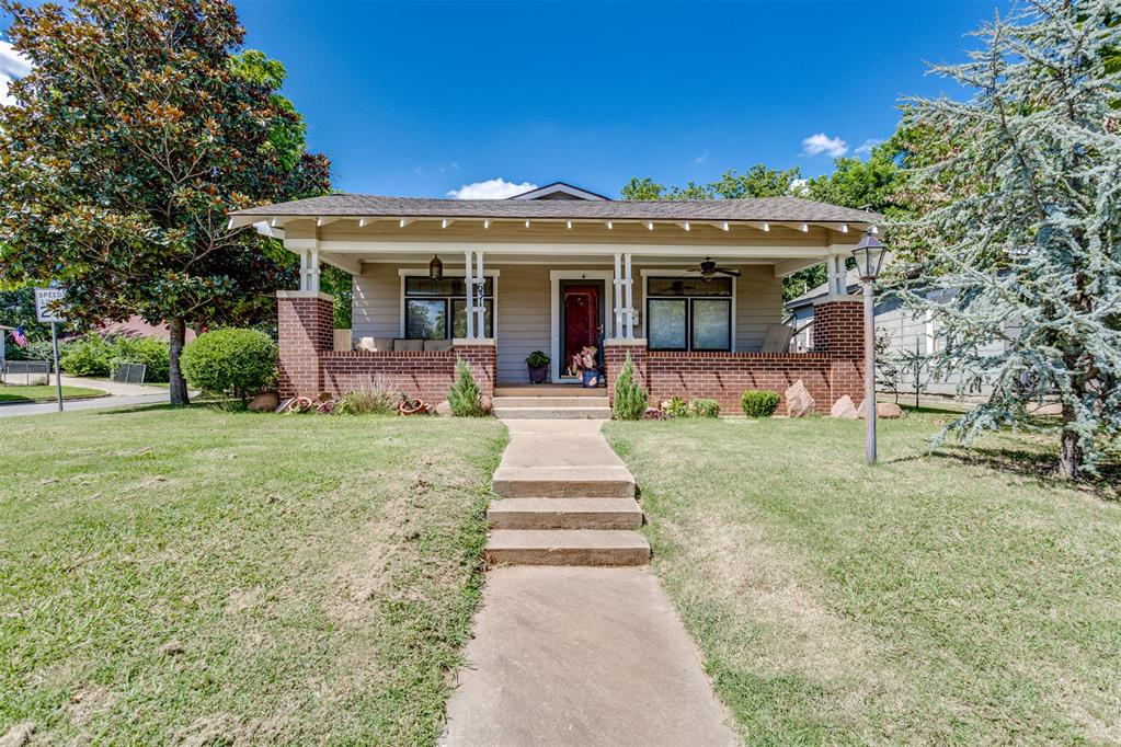 631 NW 26th Street Property Photo 1