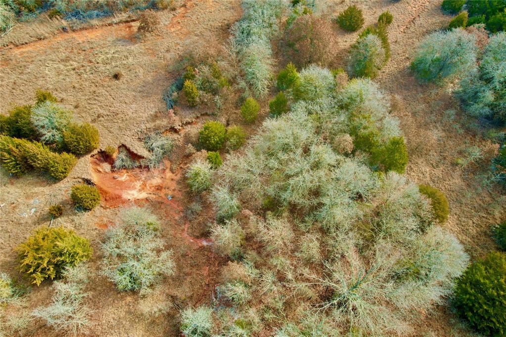 000 Southern Trails Road Property Photo 8