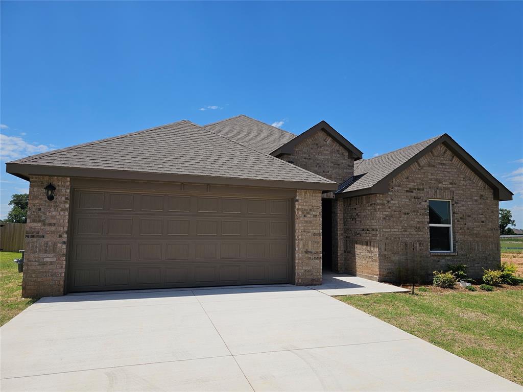 2525 Tracys Manor Property Photo 1