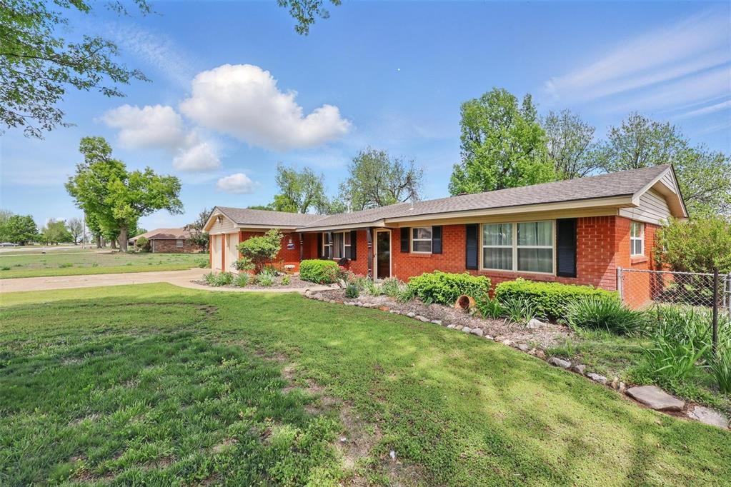 406 S Pine Street Property Photo