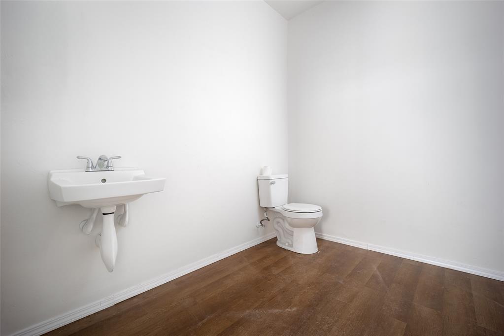 220 Chisholm Trail Way 204 Property Photo 8