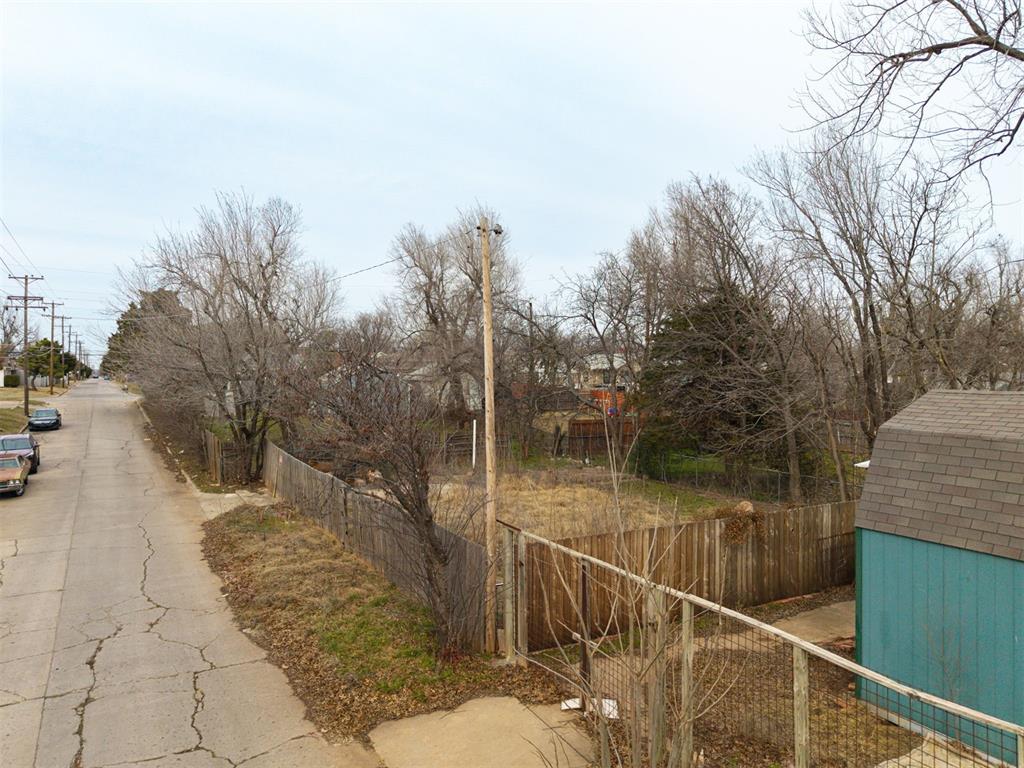 3208 N Indiana Avenue Property Photo 2