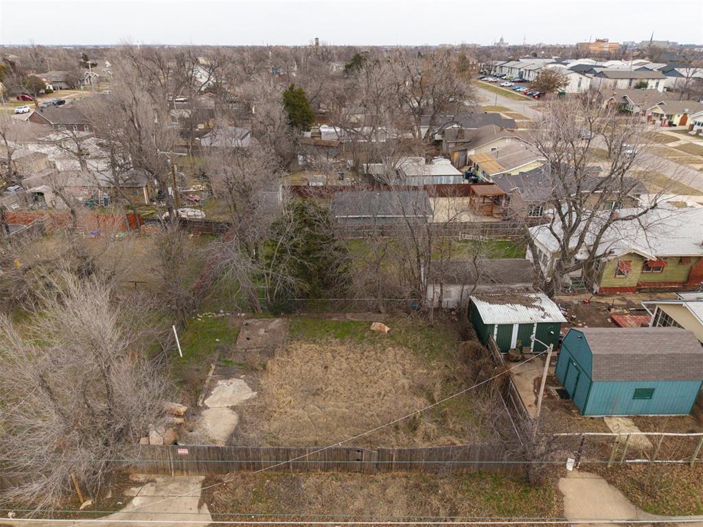3208 N Indiana Avenue Property Photo 4