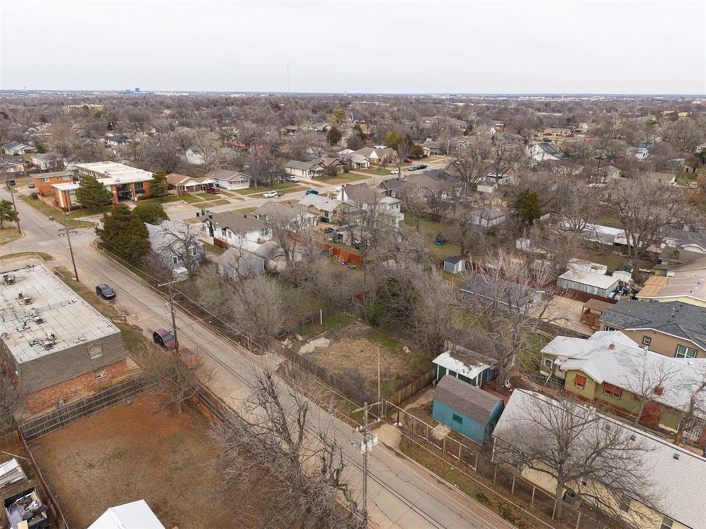 3208 N Indiana Avenue Property Photo 6