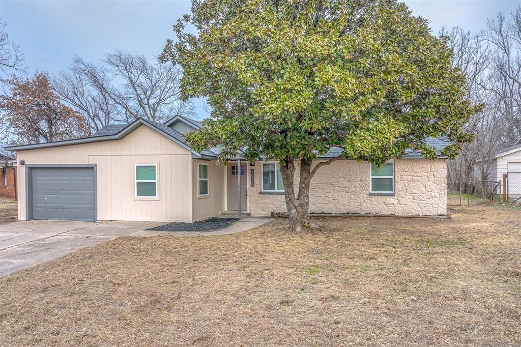 1900 Lariet Lane Property Photo